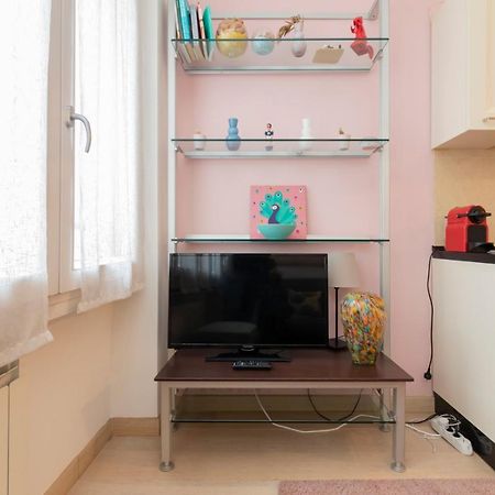 Luxury Apartment Near Bocconi Zamenhof 7 Mediolan Zewnętrze zdjęcie